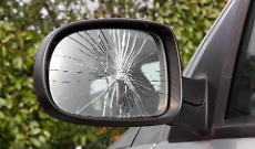 Calcio all&rsquo;auto tra le famiglie in piazza