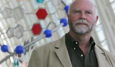&Egrave; morto Craig Venter: addio all'uomo che per primo sequenzi&ograve; il genoma umano