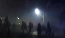 Scontri a Torino: il video della carica della polizia (che impazza sui social)