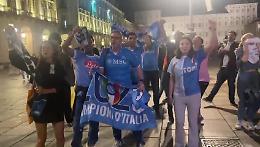 Scudetto Napoli, festa in tutta Italia: piazza Castello (a Torino) si colora di azzurro! 