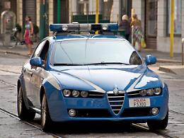 Corso Bolzano, madre e figlia rapinate nel parcheggio sotterraneo