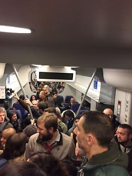 Caos sulla Chieri-Rivarolo, un guasto cancella le corse dei treni