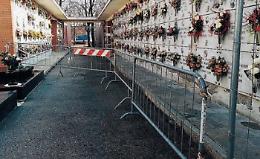 Le tombe in saldo al cimitero, ma l’offerta vale solo per i residenti