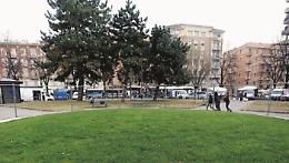 Caos in piazza Benefica: un pomeriggio di follia a Torino