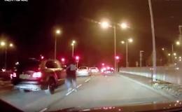 Tentano di rubare l'auto a colpi di ascia: missione fallita