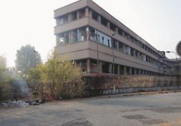 L’ecomostro di via Monteverdi è in vendita, ma per i palazzoni delle Poste nessuna offerta