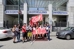 Torino, la mensa del Politecnico a rischio chiusura. Scatta la protesta