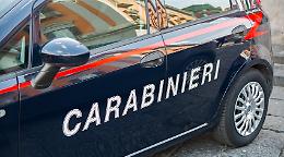 Auto in fiamme e uno schiaffo per strada: uno stalker torna a Serravalle Scrivia