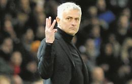 La Roma ha esonerato Mourinho: il saluto dell'ex Special One