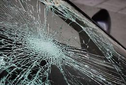 Tragedia nel Torinese: moto contro auto, morto centauro