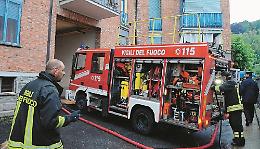 Detenuta appicca un incendio in carcere: sei agenti intossicate
