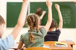 Scuole aperte e restrizioni fino a maggio