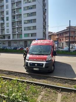 Incidente a Rivarolo Canavese: paura in rotatoria, ferita una donna