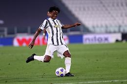 Juve, ufficiale il rinnovo di Cuadrado fino al 2023