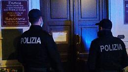Festa di compleanno al ristorante: locale chiuso, sanzioni ai presenti [FOTO e VIDEO]
