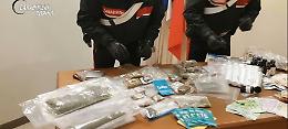 Acquistava droga dal "dark web": arrestato perito informatico [LE FOTO]