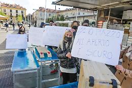 Torino, la giornata delle proteste: dagli ambulanti agli operai ex Embraco [LE FOTO]
