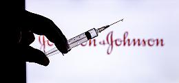 J&J, attesi 12mila vaccini in Piemonte. Ma le fiale restano ferme in magazzino