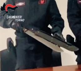 Rissa con mazza e machete. Un geometra all’ospedale