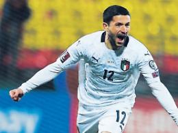 L’Italia non si ferma. Sensi e Immobile gol per battere la Lituania