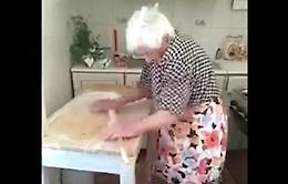 Alla soglia dei 100 anni lavora ancora meravigliosamente
