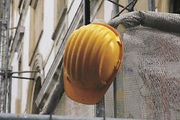 Scoperta maxi-truffa sull'Ecobonus: c'è anche un impiegato delle Poste