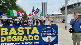 Piazza d'Armi, presidio di Fratelli d'Italia contro l'occupazione dell'area camper da parte dei rom