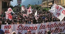 Oltre 5mila alla marcia dei No Tav: sindaci e famiglie, manca il M5s