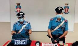 Rubano oro e soldi a un’anziana: sinti scappano con 50mila euro