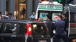 Torino, auto investe rider in scooter: portato in ospedale [LE FOTO]
