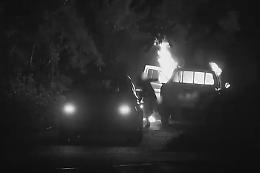 Sversamenti illeciti e un'auto rubata data alle fiamme: le fototrappole dei vigili di Rivalta riprendono tutto [VIDEO]