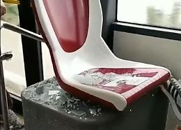 Il viaggio in autobus dello studente si rivela un autentico incubo