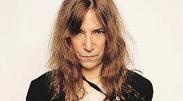 AL VIA “COLLISIONI”. Patti Smith, la poetessa è tornata