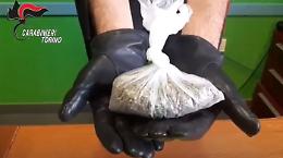 Vallette, arrestato pusher: in casa oltre 800 grammi di droga [VIDEO]