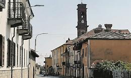 Le campane disturbano il sonno: il sindaco chiude l’antico cioché