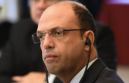 Buon compleanno ad Angelino Alfano