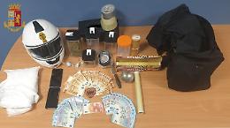 Corso Francia, arrestato pusher con ritiro a domicilio