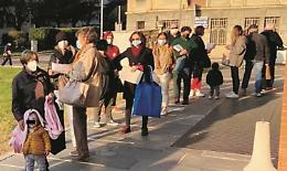 Le code infinite davanti all’Asl e pazienti sfiniti per una visita