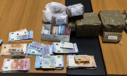 In auto e in casa 7 kg di droga: due pusher in manette [LE FOTO]