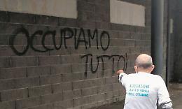 Campetti a rischio occupazioni: sui muri i passaggi dei vandali