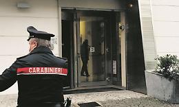 Esce di galera, assalta la banca e prende in ostaggio 4 persone