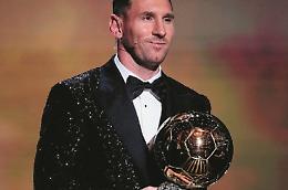 “Pallone d’Oro 2021”, vince ancora Messi. «Ma Lewandowski...»