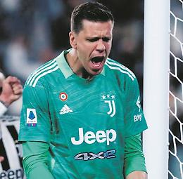 Szczesny avverte: «Non si gioca con puzza sotto il naso»