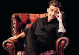 Shakespeare o Pintus: San Silvestro a teatro ma senza il brindisi