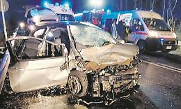 Scontro frontale sulla 460: un morto, grave una 12enne