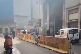 Va a prendere i soldi al bancomat, ma la riscossione salta