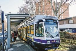 Vallette, 60 anni senza festa: «Tram vecchi e pochi servizi»