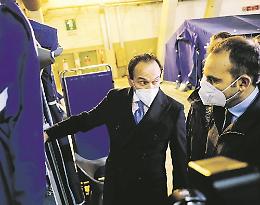 Il Piemonte cambia le regole dei ricoveri per rimanere in giallo