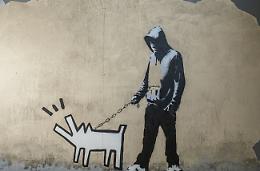 Le opere di Banksy arrivano alla stazione di Torino Porta Nuova
