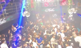 Il Pick-Up riapre dopo due mesi: dj, musica a palla, balli sfrenati. Ma si entra solo con il green pass
